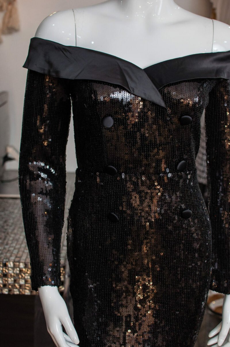 Vestido largo bordado de lentejuelas negro - Image 4