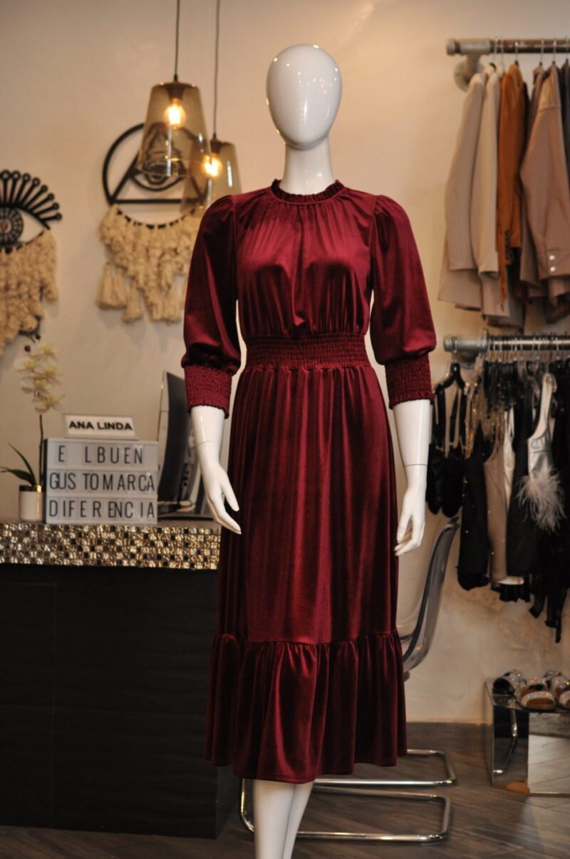 Vestido midi velvet vino