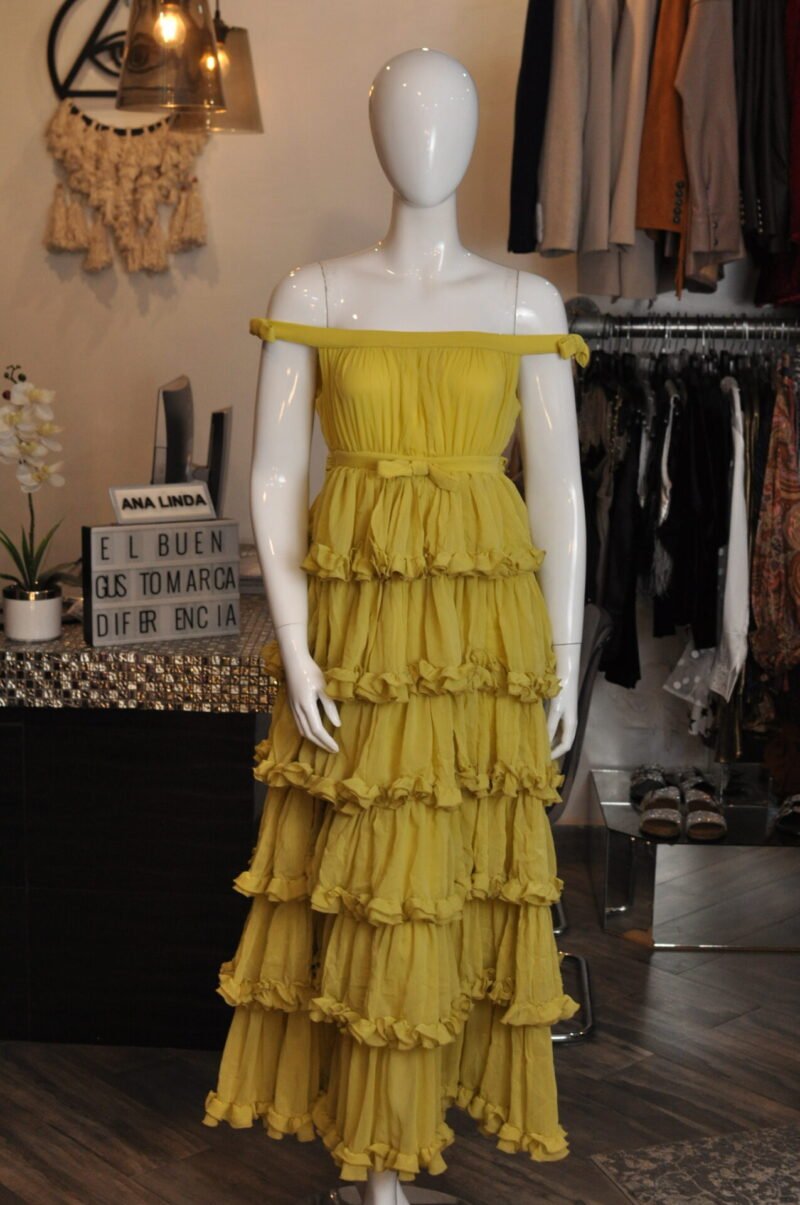 Vestido largo con olanes amarillo