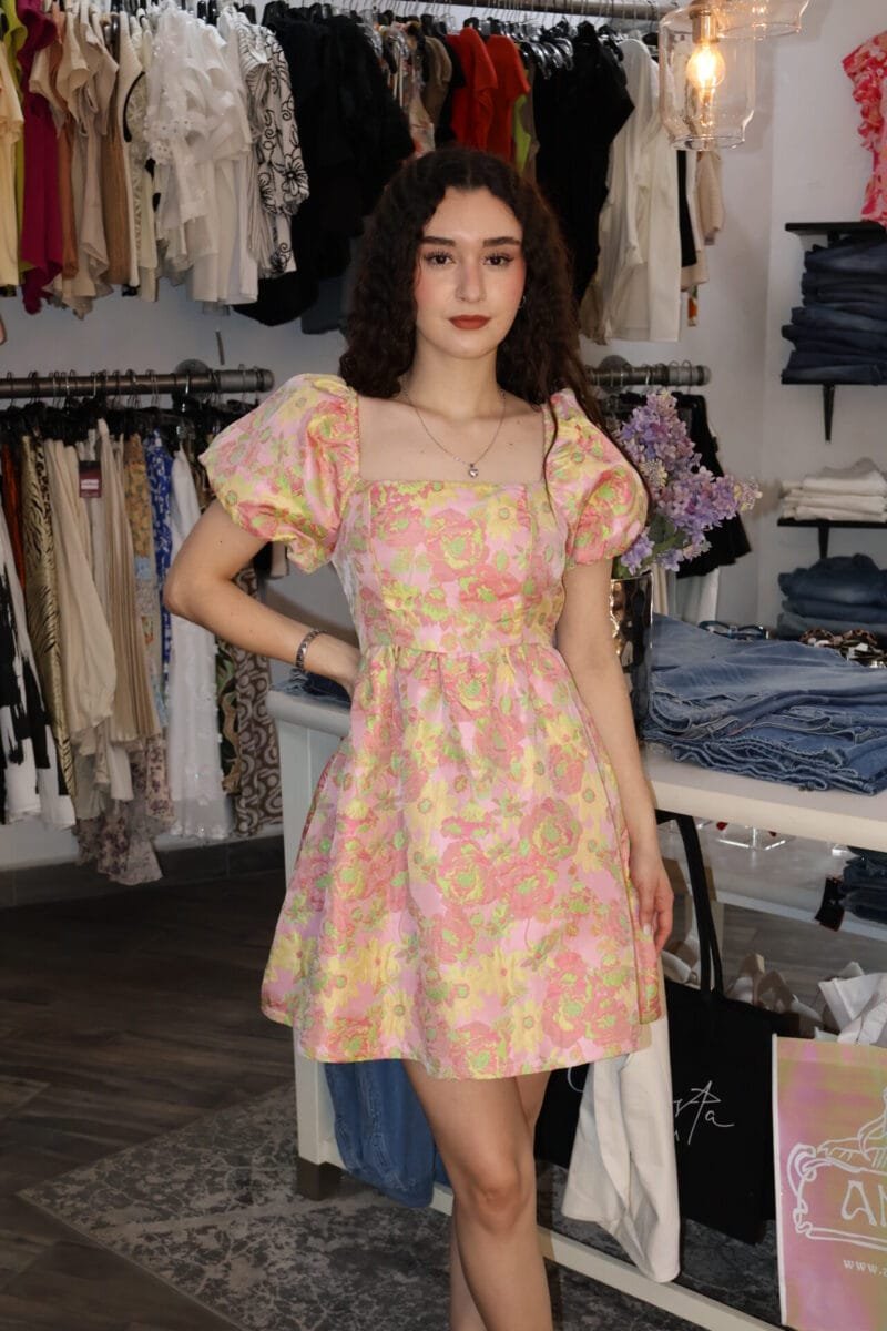 Vestido corto rosa estampado - Image 2