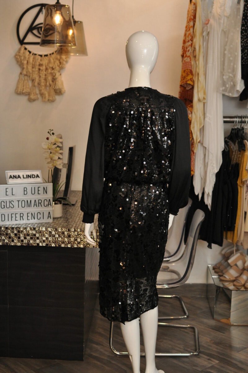 Blusa manga larga de lentejuelas negra - Image 3