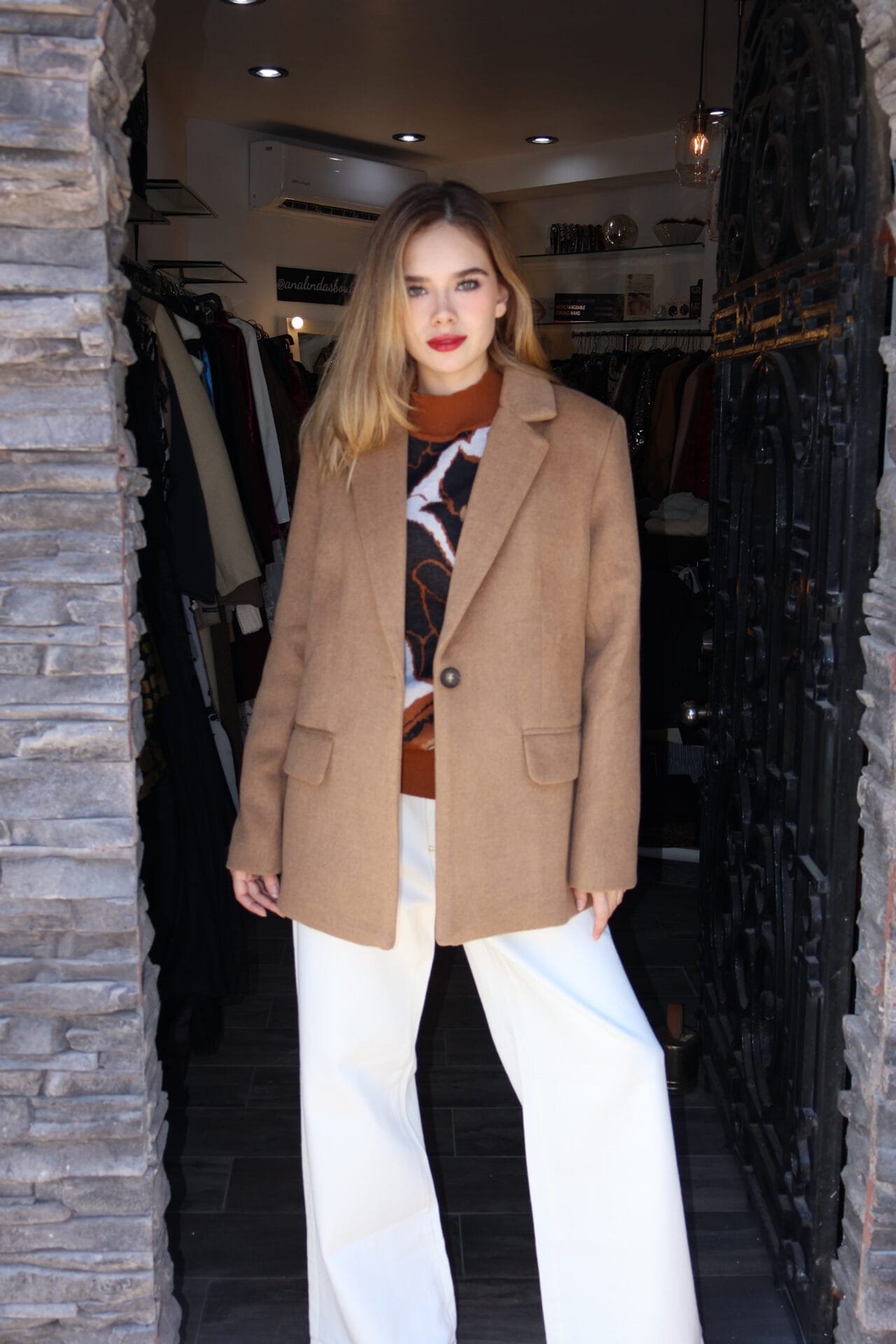 Saco tipo lana cafe - Image 2