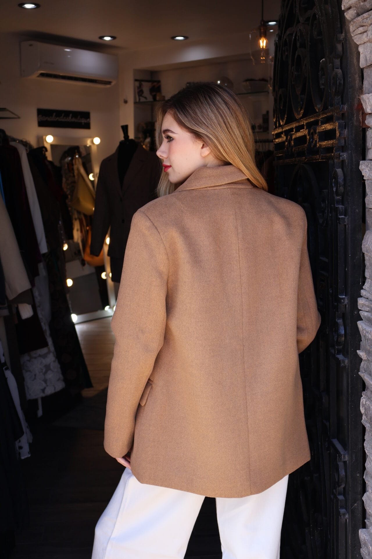 Saco tipo lana cafe - Image 4