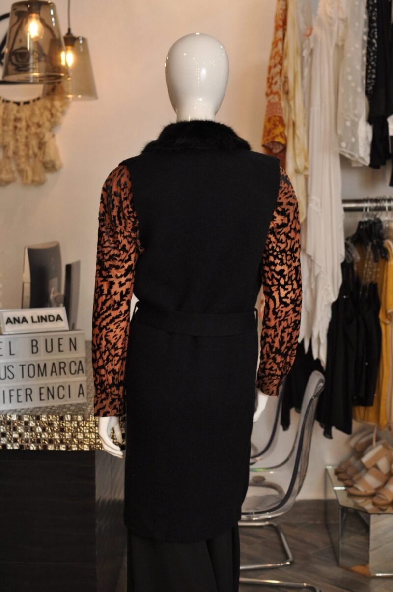 Chaleco largo con faux fur en cuello - Image 5