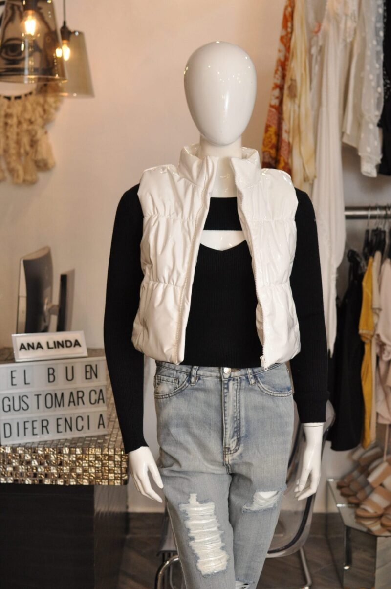 Chaleco corto blanco