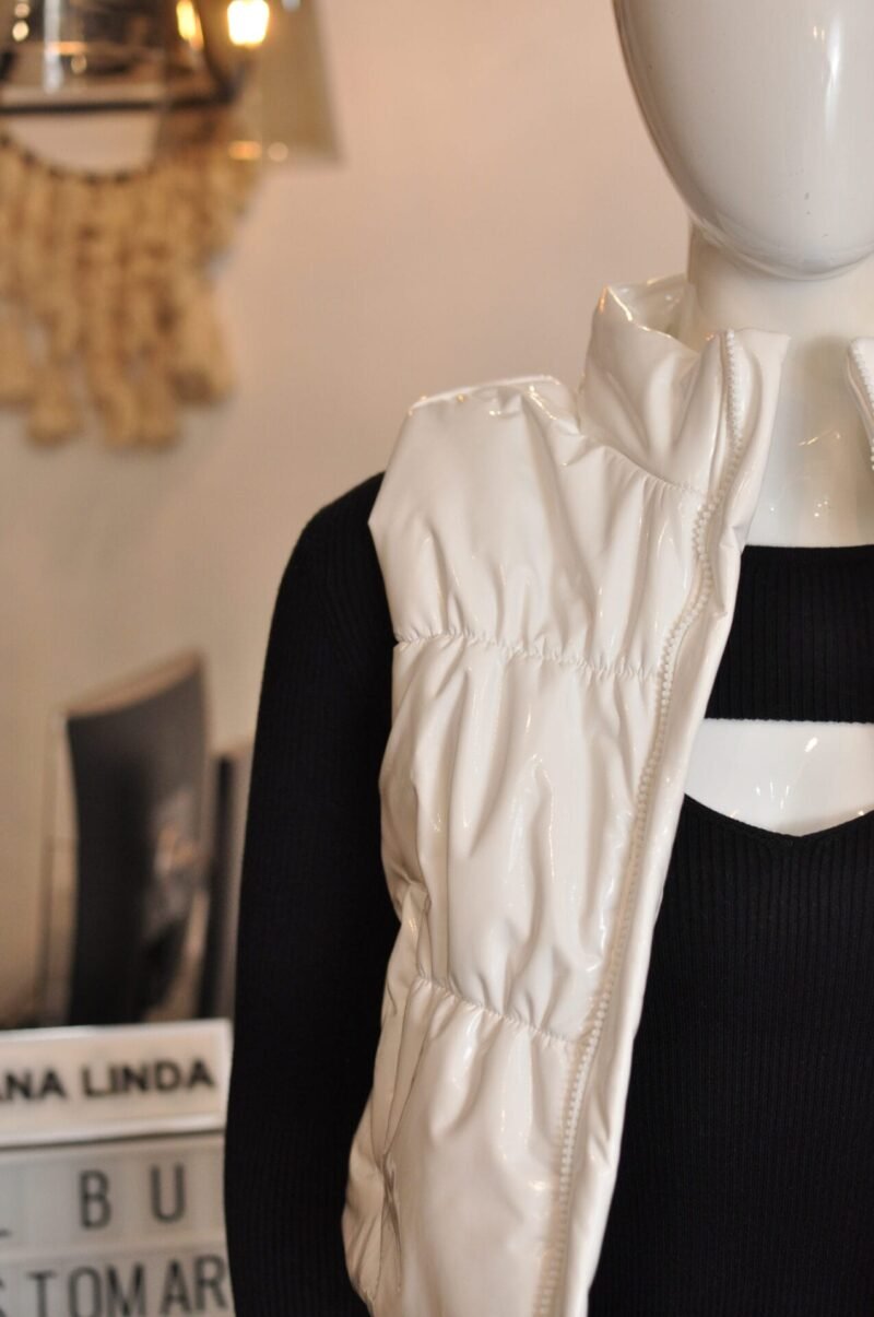 Chaleco corto blanco - Image 3