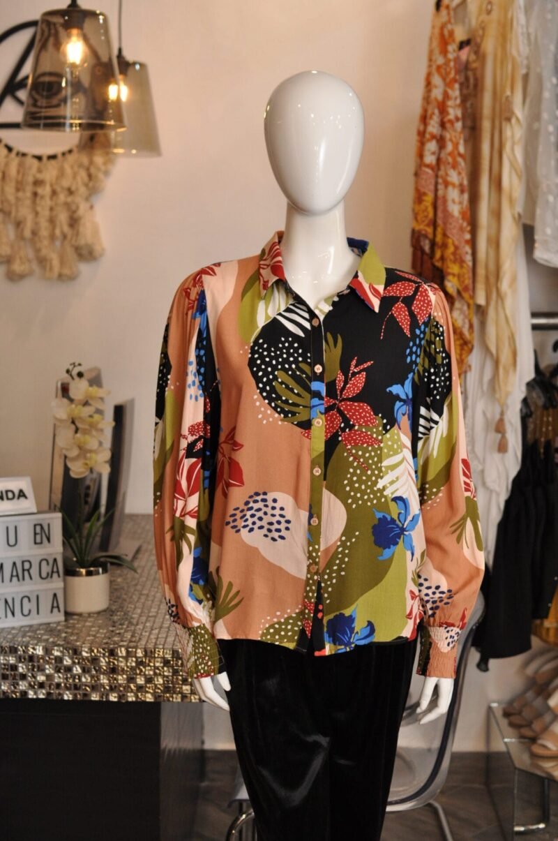 Blusa manga larga estampado multicolor