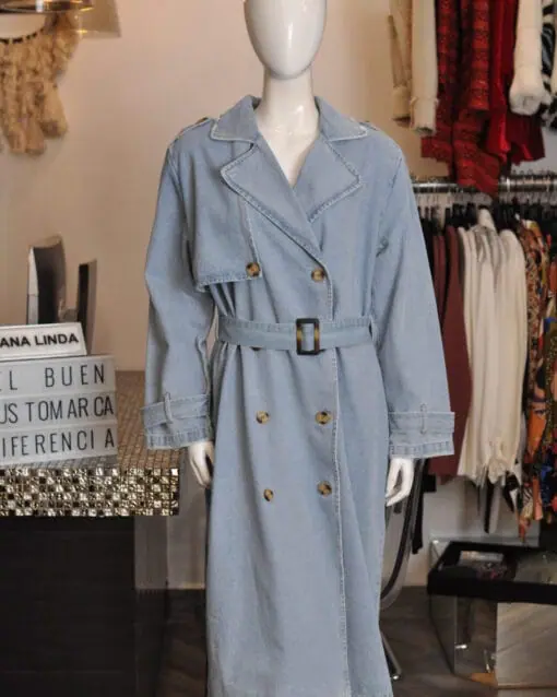 Gabardina de mezclilla con cinto