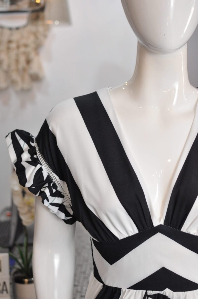 Vestido largo estampado rayas blanco con negro - Image 2