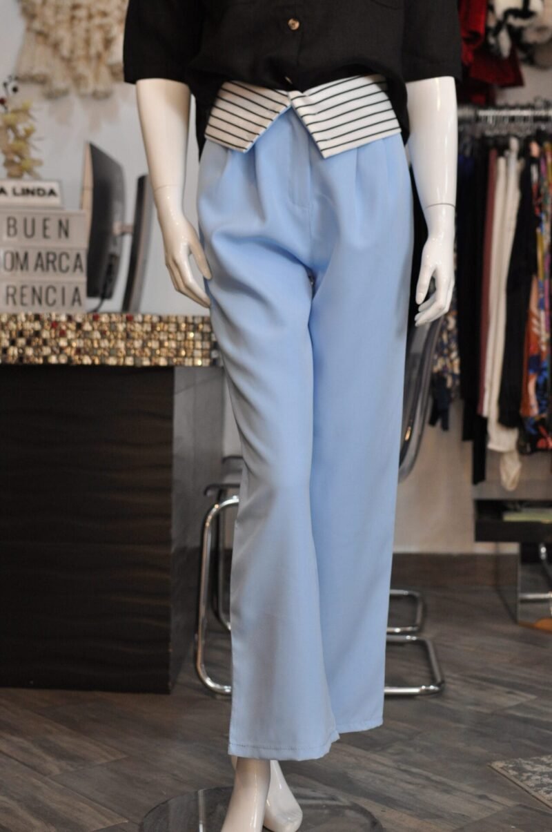 Pantalon recto azul celeste