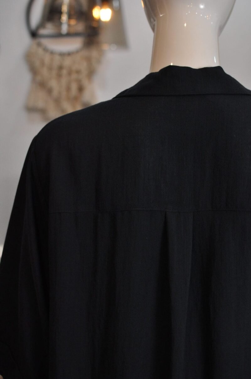Blusa tipo lino suelta azul - Image 4