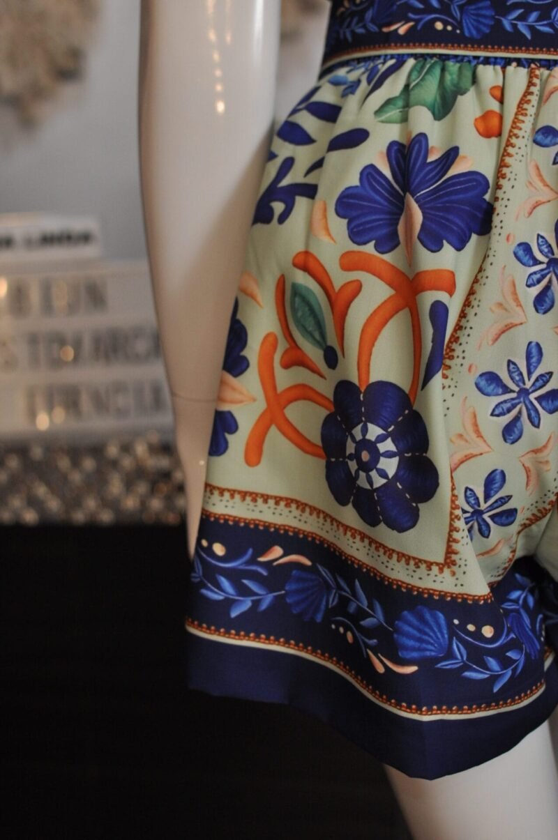 Set estampado de short y blusa multicolor - Image 6