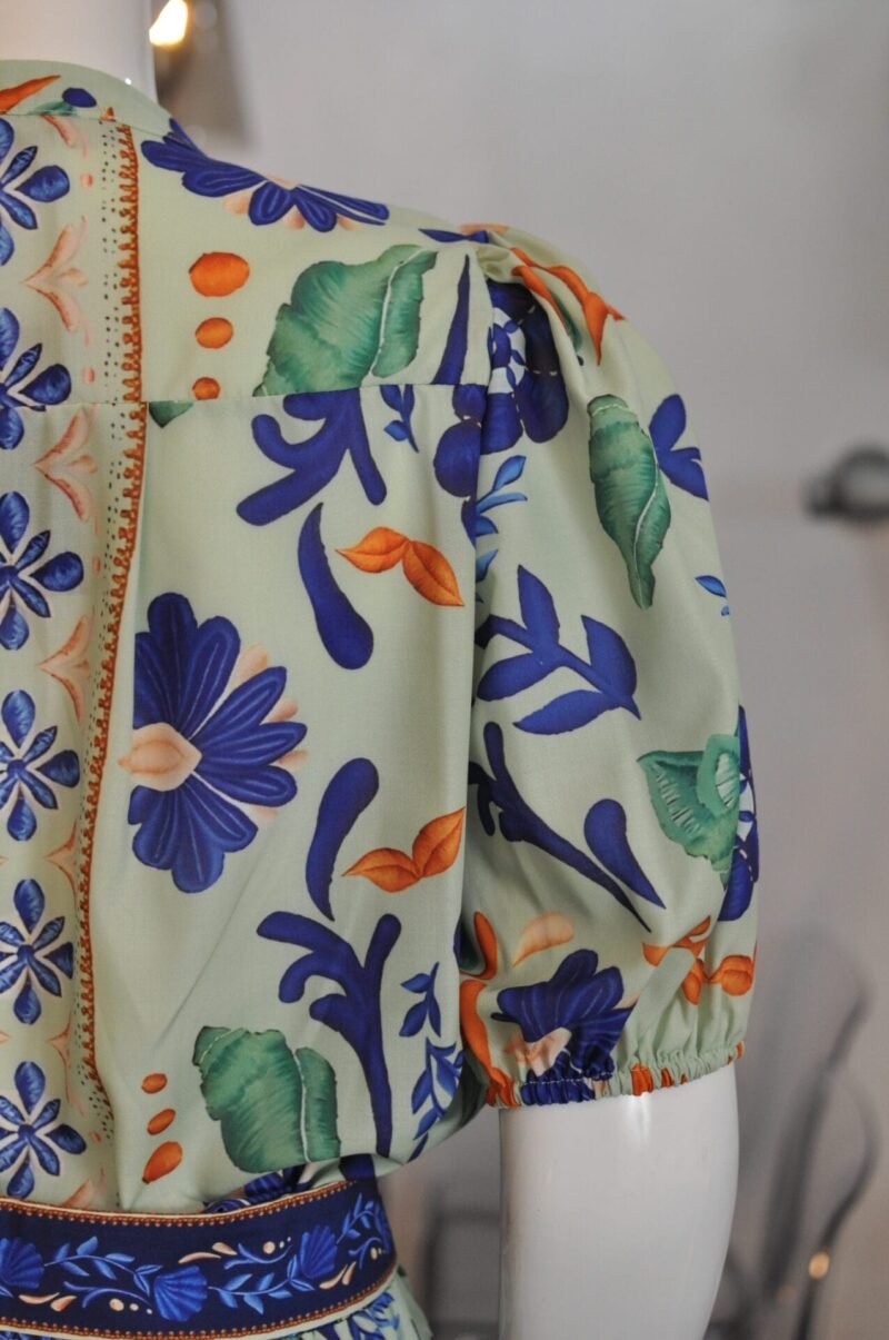 Set estampado de short y blusa multicolor - Image 8