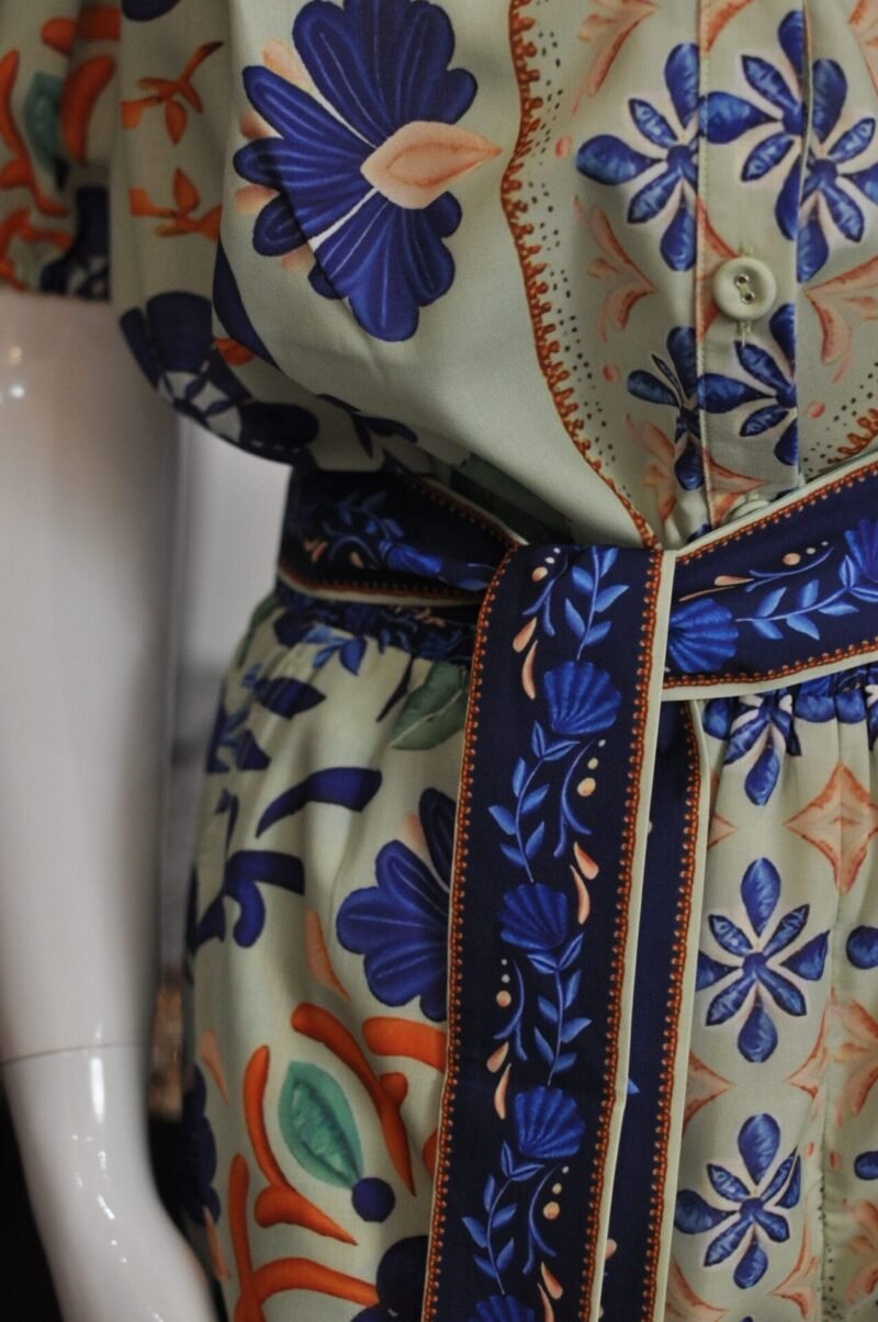 Set estampado de short y blusa multicolor - Image 3
