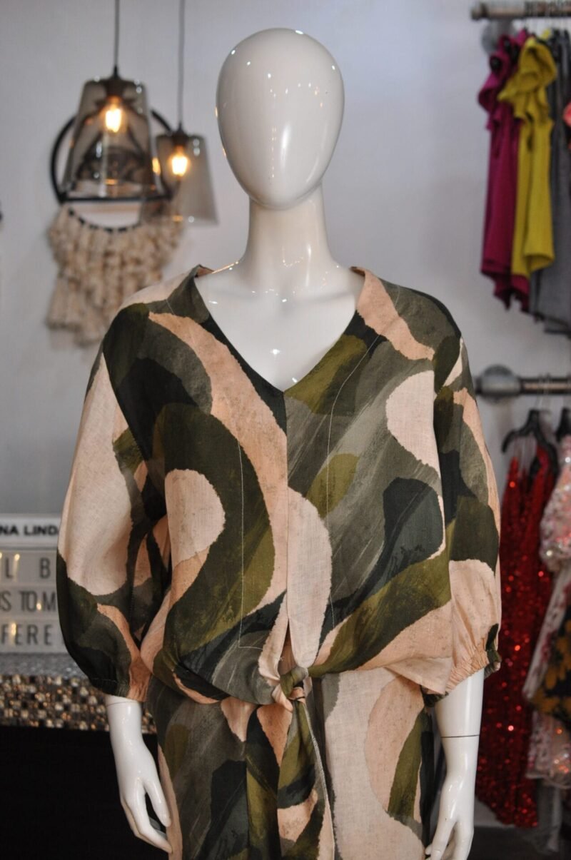 Blusa lino estampada verde
