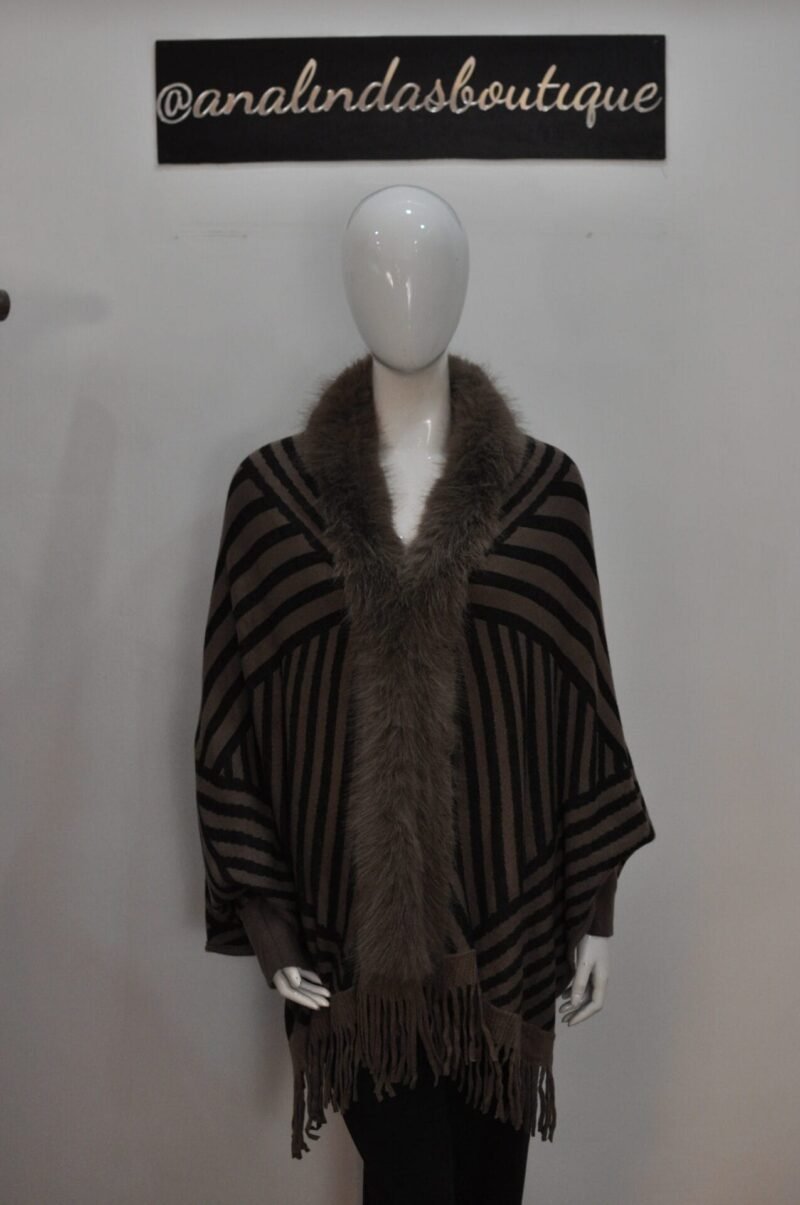 Capa estampada con faux fur - Image 6