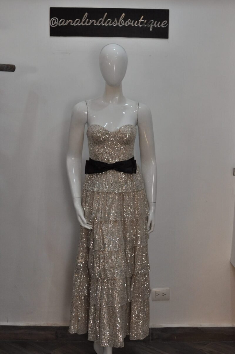 Vestido strapless lentejuela plateado con moño negro - Image 3