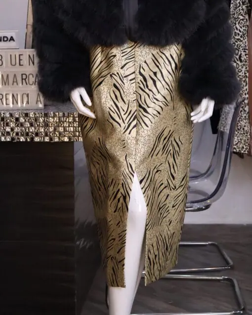 Falda midi dorada estampada