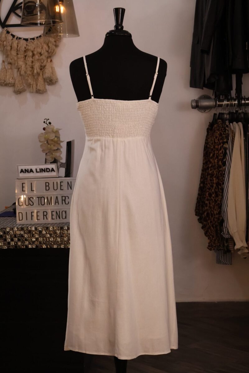 Vestido blanco midi lino con botones - Image 3