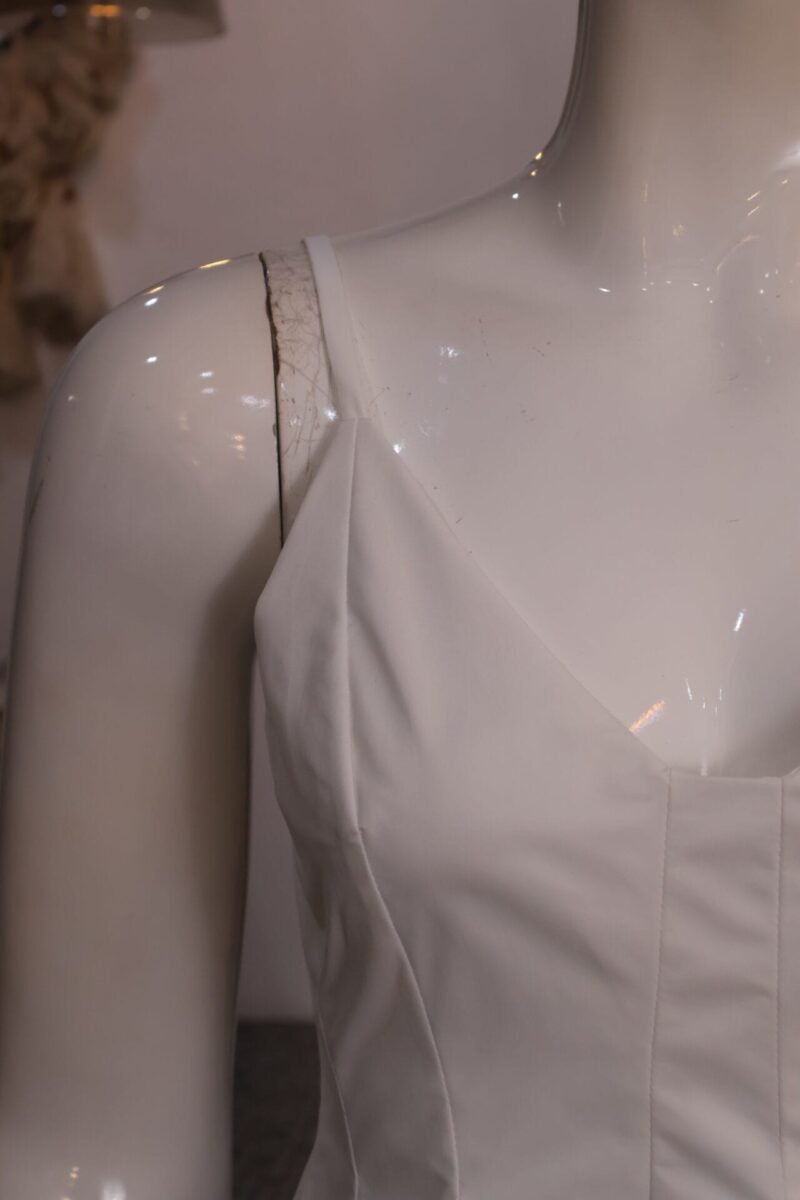 Blusa plisada blanca - Image 3