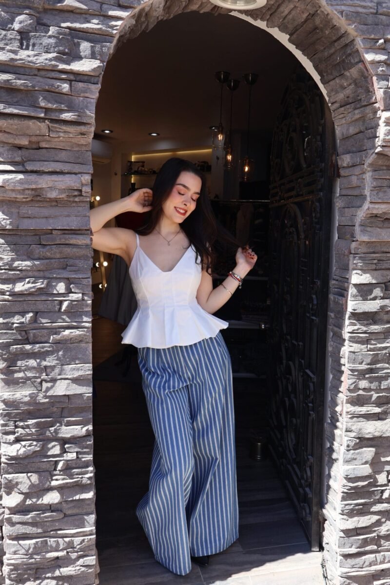 Blusa plisada blanca