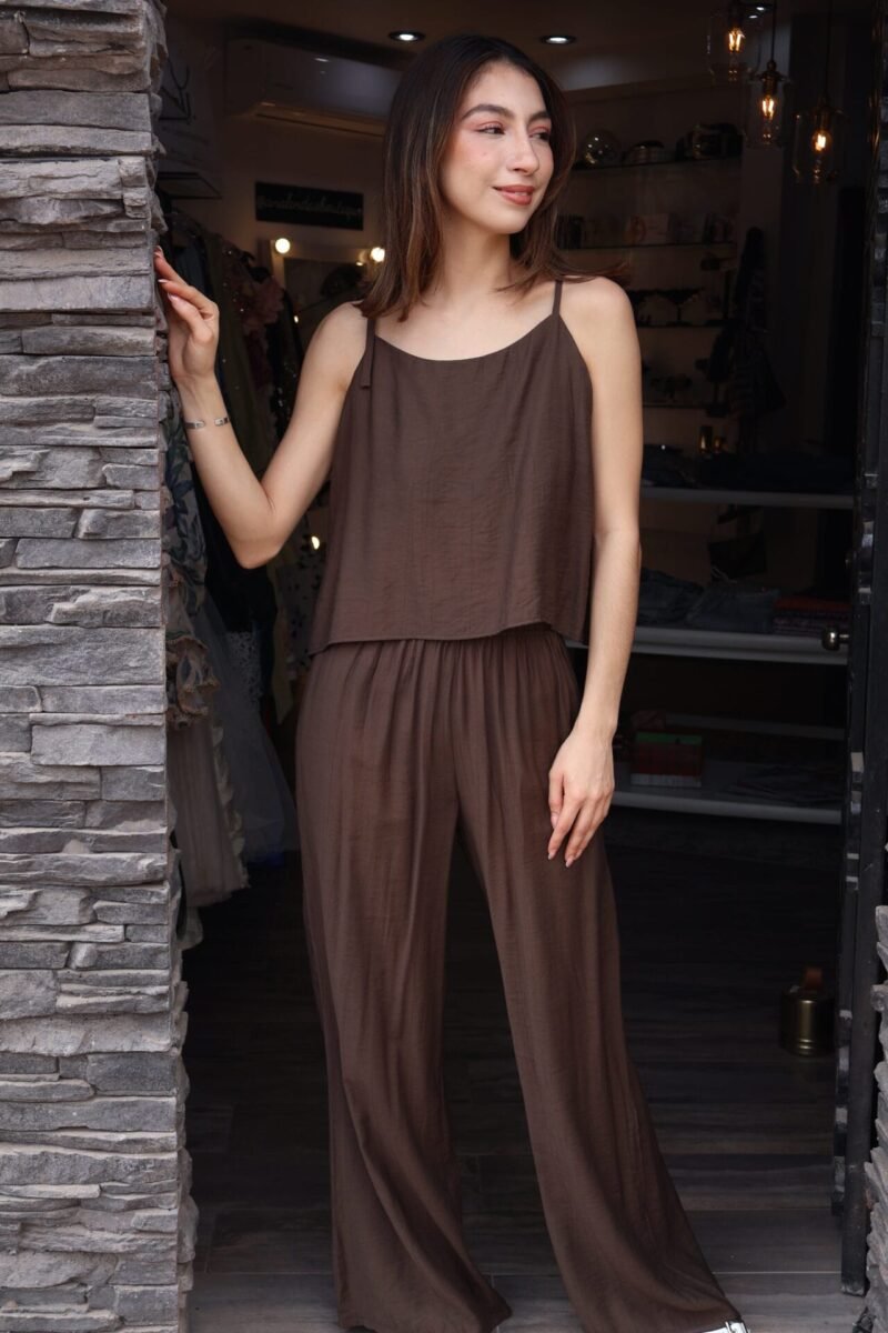 Set liso de blusa y pantalón verde militar
