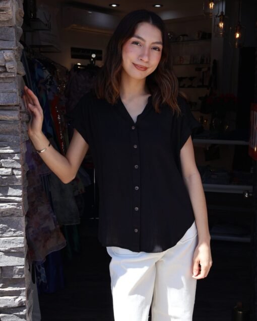Blusa manga corta tipo lino negra