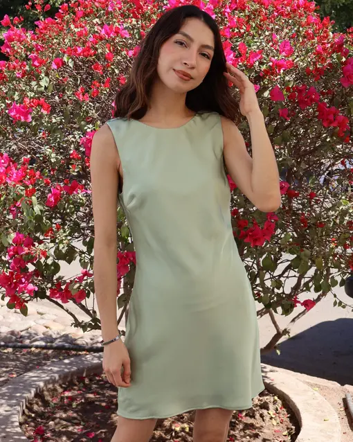 Vestido corto menta satin