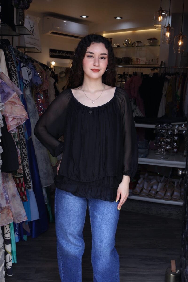 Blusa negra Italiana suelta de seda