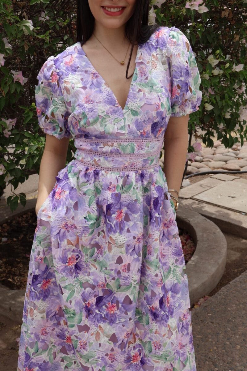 Vestido encaje lila midi - Image 3