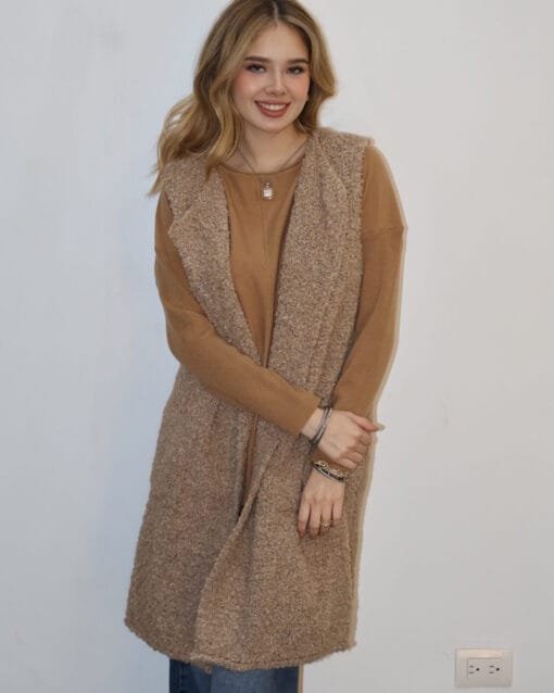 Chaleco afelpado camel