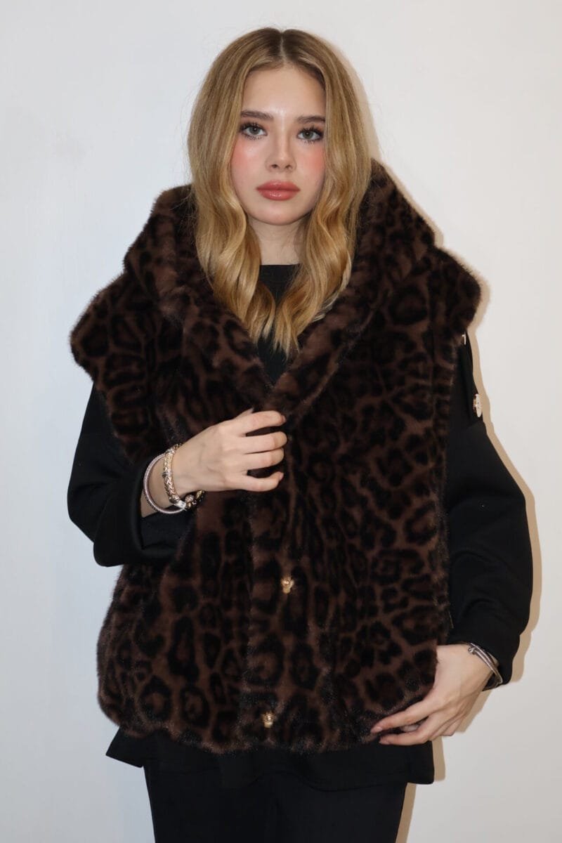 Chaleco animal print faux fur con gorro - Image 4