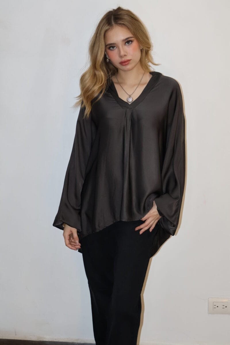Blusa lisa manga larga gris oscuro - Image 3