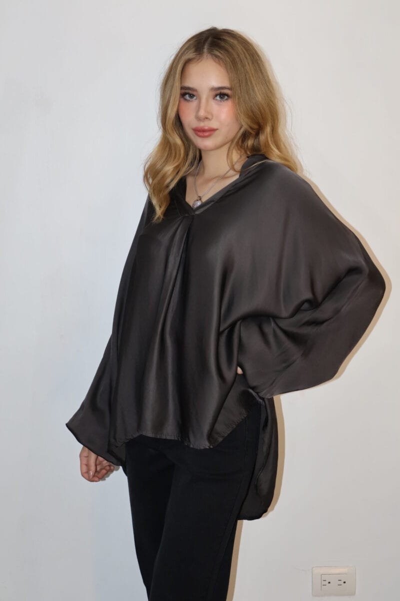 Blusa lisa manga larga gris oscuro - Image 2