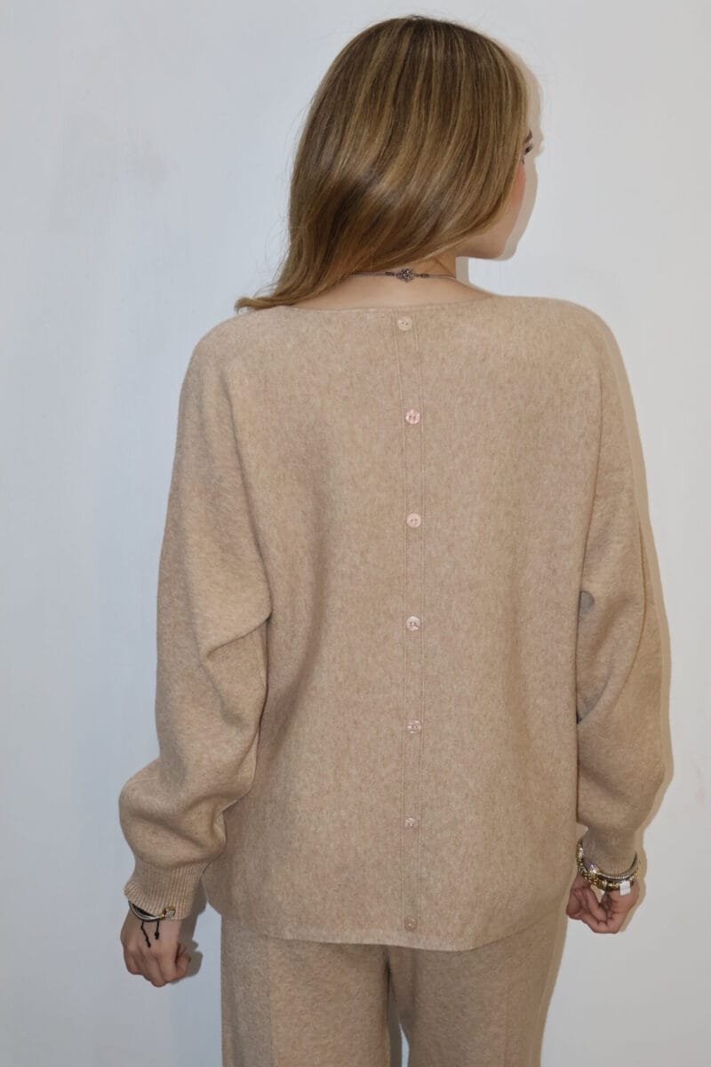 Set de pants liso nude con botones en espalda - Image 4