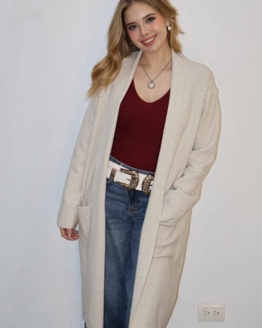 sueter liso largo manga larga beige