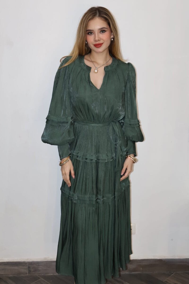 Vestido verde largo manga larga