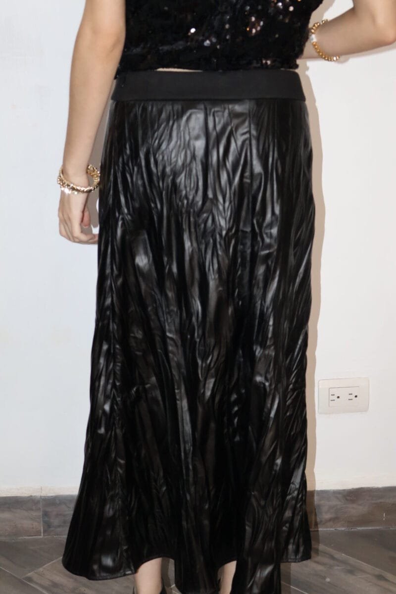 Falda midi negra plisada - Image 4