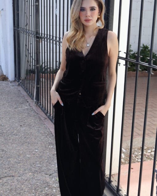 Set de terciopelo café oscuro